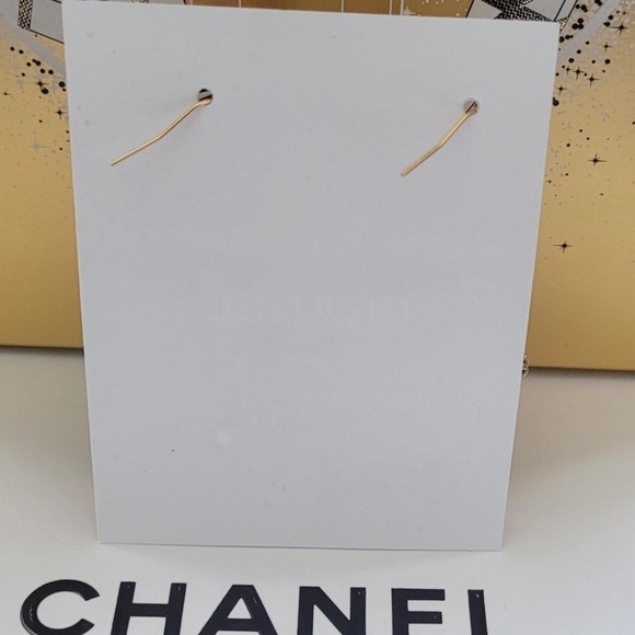 Chanel - Picture 5 of 11